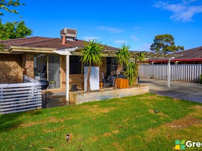 20 Woodbridge Dr, Cooloongup WA 6168