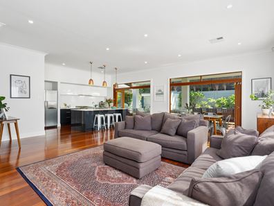 12 Coombe Street, Bayswater WA 6053