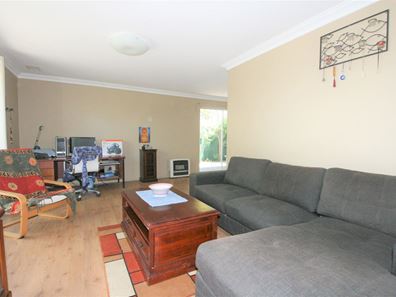 35 Fisher Street, Rockingham WA 6168