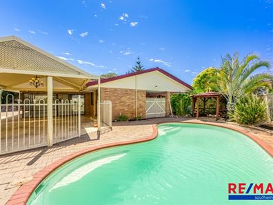 7 Treby Place, Leeming WA 6149