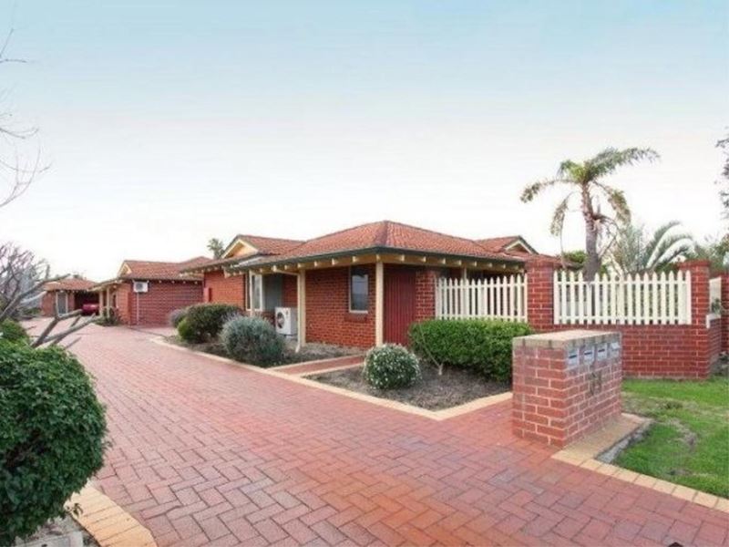 2/34 Mallard Way, Cannington