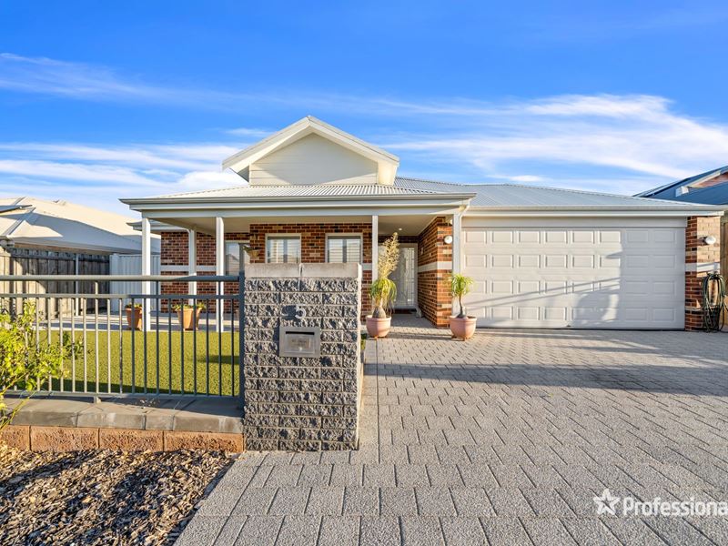 5 Warrego Outlook, Ellenbrook