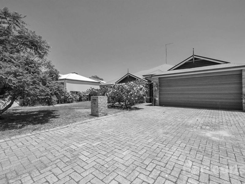 19 Hungerford Avenue, Halls Head WA 6210
