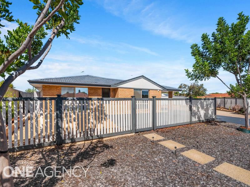 2 Logan Road, Leeming WA 6149