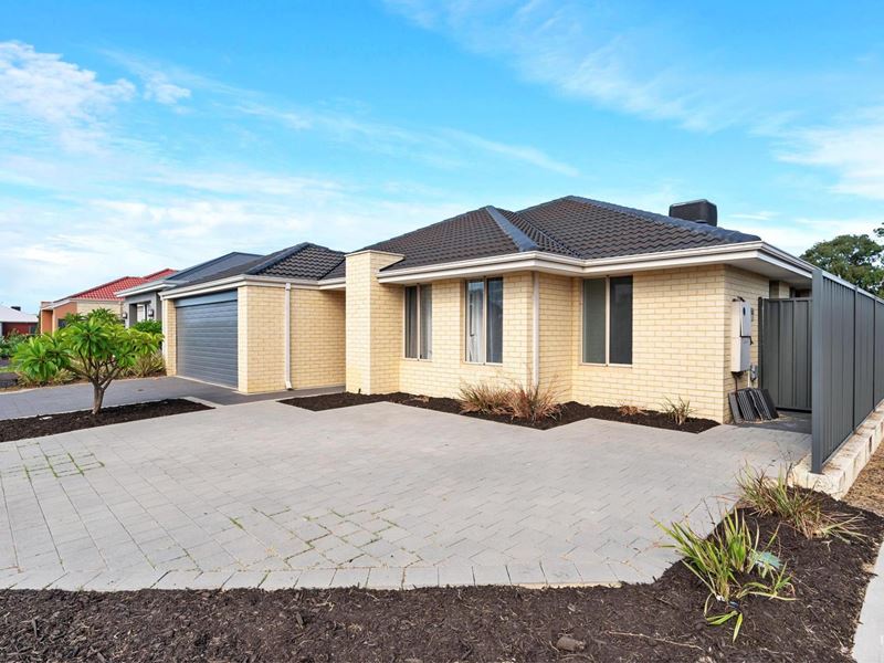 8 Wyandotte Street, Southern River WA 6110