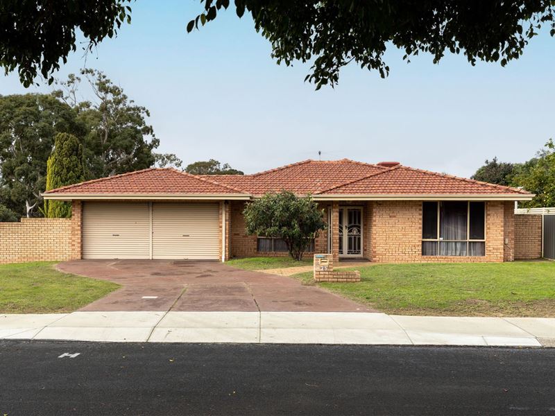 35 Kingsmill Gardens, Winthrop