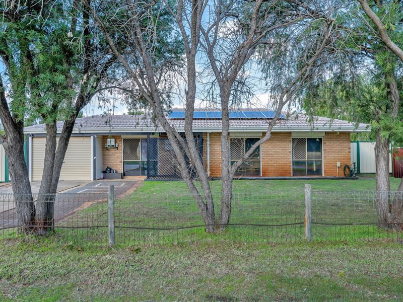 44 Congdon Avenue, Pinjarra WA 6208