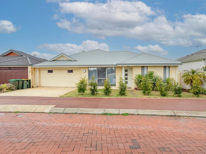 4 Caraway Gate, Stirling WA 6021