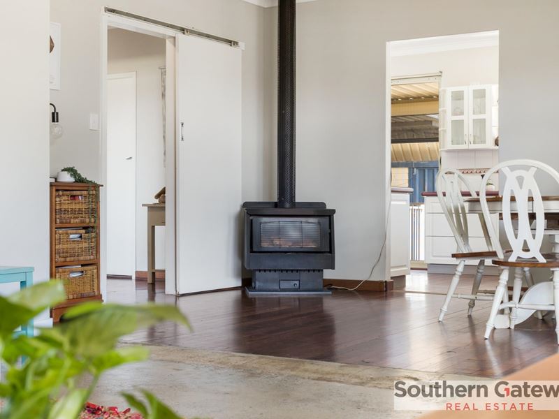 13 Perseus Court, Rockingham
