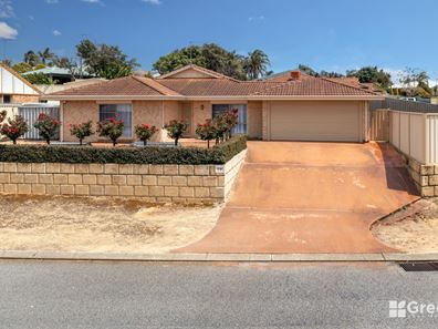 16 Amulla Court, Halls Head WA 6210