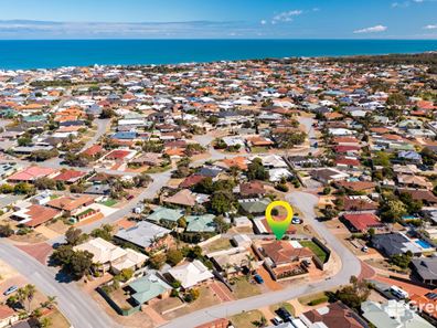 16 Amulla Court, Halls Head WA 6210