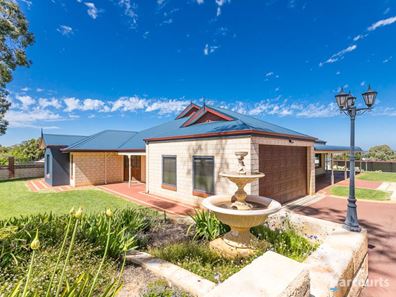 17 Ashton Road, Bullsbrook WA 6084