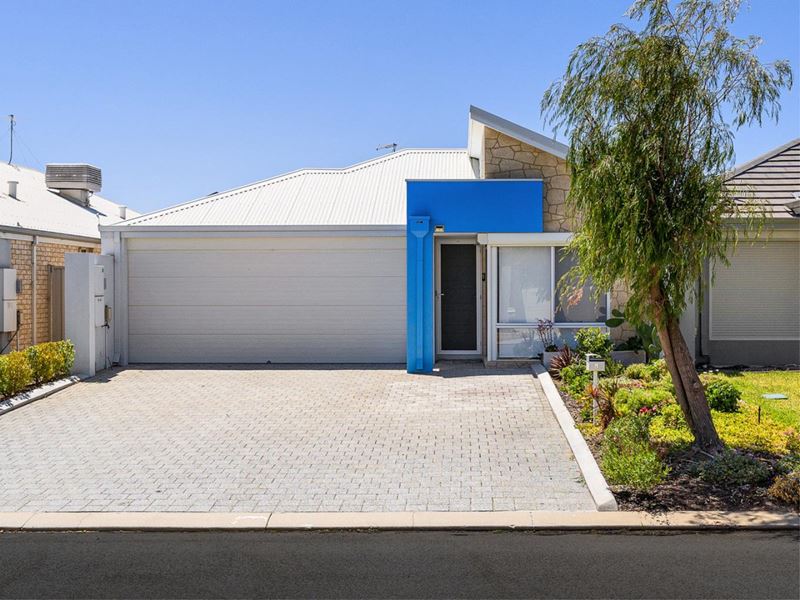 8 Ettrick Way, Golden Bay