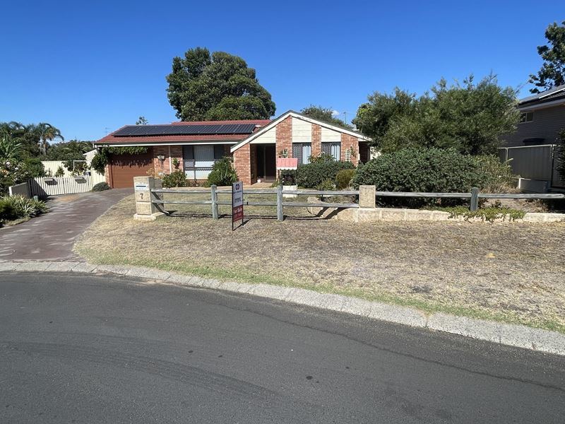 7 Duignan Place, Australind WA 6233