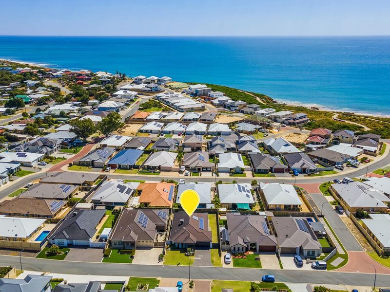 13 Jennerae Bend, Halls Head