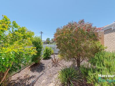 2/23 Bampton Way, Warnbro WA 6169