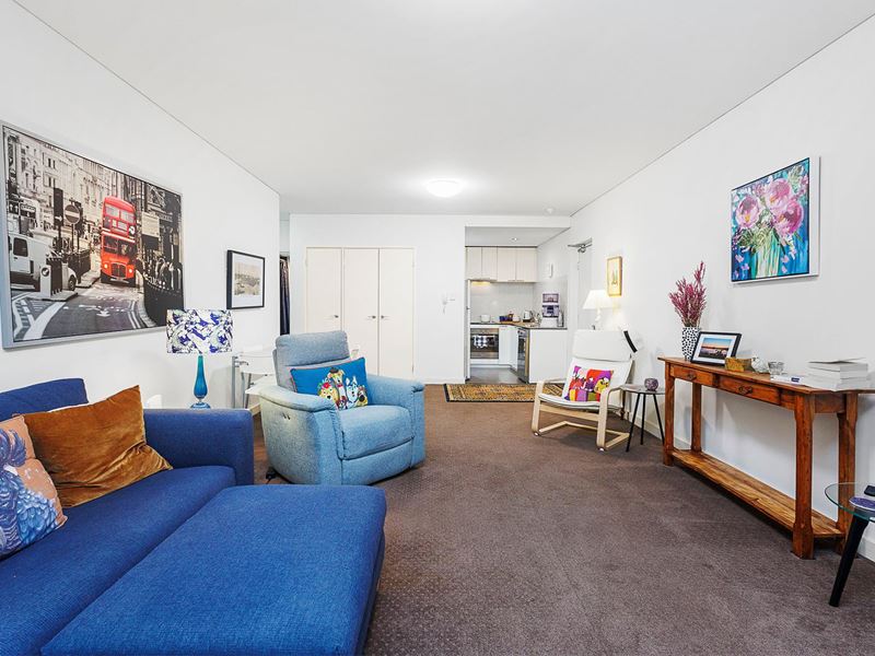 3/124 Mounts Bay Road, Perth