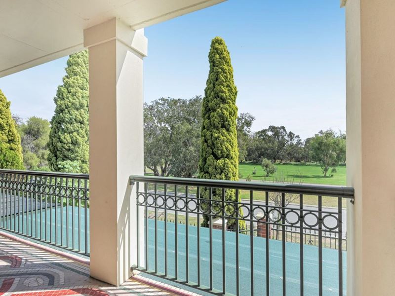 4/62 Moondine Drive, Wembley
