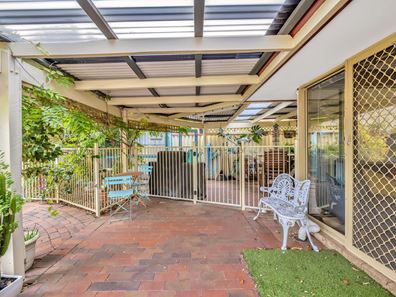 7 Allora Close, Dudley Park WA 6210