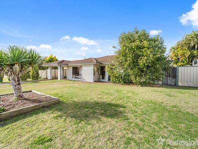 11 Scotia Place, Morley WA 6062