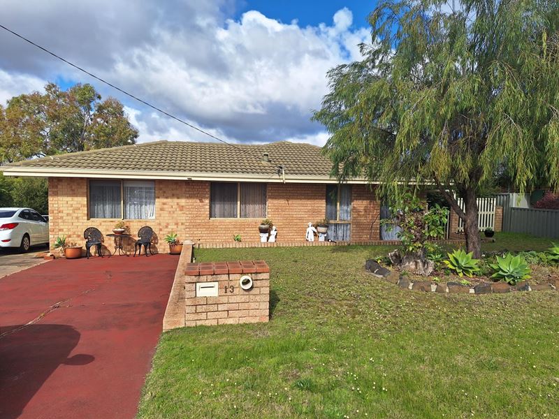 13 Cranbrook Way, Usher