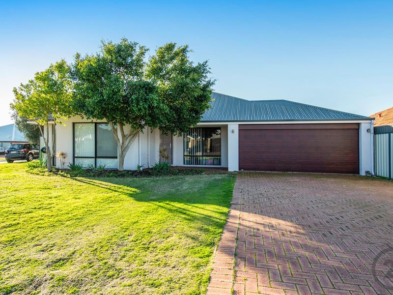 3 St Cloud Link, Meadow Springs
