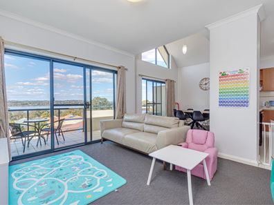 42/3 Spinebill Loop, Joondalup WA 6027