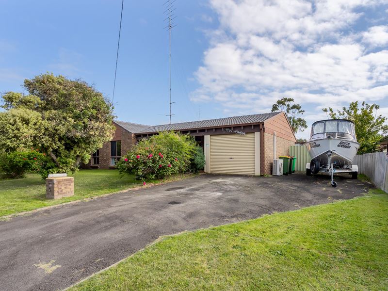 10 Waterwitch Street, Carey Park
