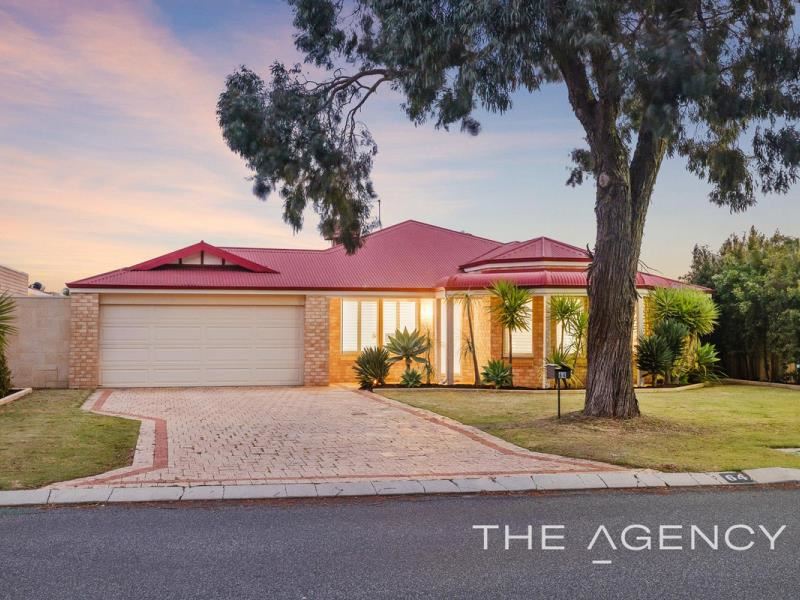 64 Houghton Drive, Carramar