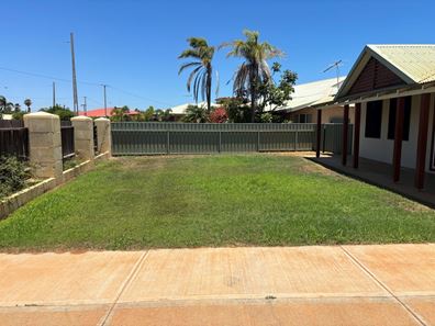 21 Granberry Drive, Carnarvon WA 6701