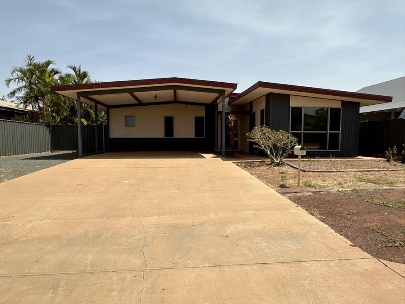 18 Brolga Meander, Nickol