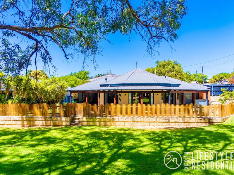 10 Augusta Grove, Yanchep WA 6035