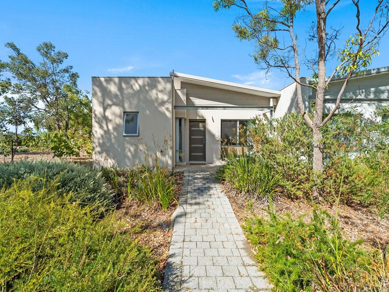 58 Whimbrel Crescent, Coodanup