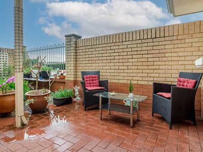 Unit 6/8 Heron Place, Maddington WA 6109