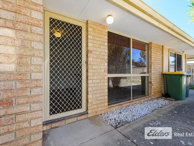 2/11 Erica Street, Coodanup WA 6210