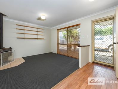 2/11 Erica Street, Coodanup WA 6210