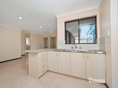 48 Pacific Way, Beldon WA 6027