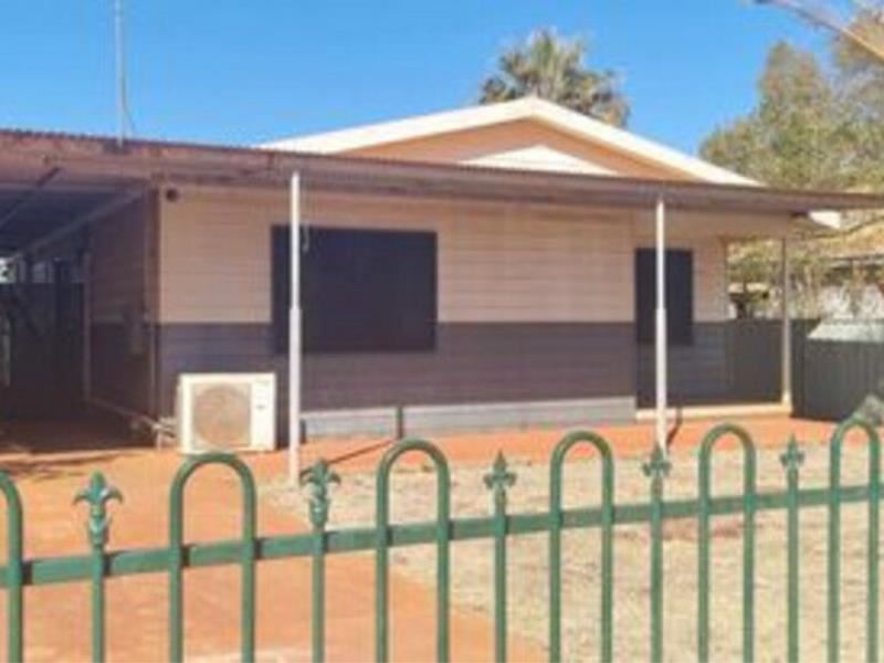 8a Knox Way, Newman