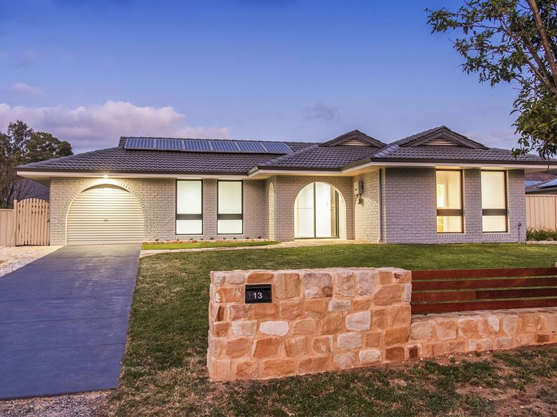 13 William Street, Byford WA 6122