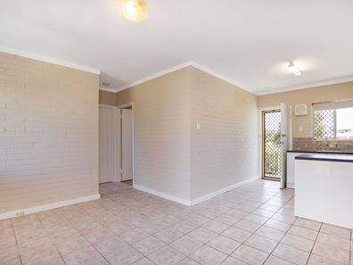 13/2 Coral Street, Scarborough WA 6019