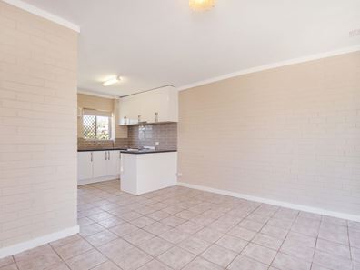 13/2 Coral Street, Scarborough WA 6019