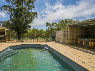 86 Gray Road, Bindoon WA 6502