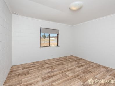 2/12-14 Johnston Street, Geraldton WA 6530