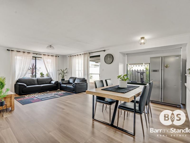 6 Kearney Way, Usher
