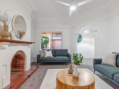 16B Robinson Street, Inglewood WA 6052