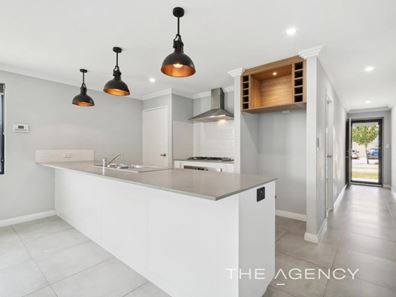 69 Clementine Boulevard, Treeby WA 6164