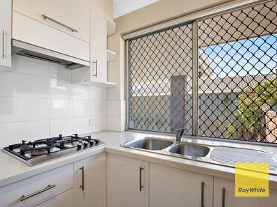 43 Storey Road, Thornlie WA 6108