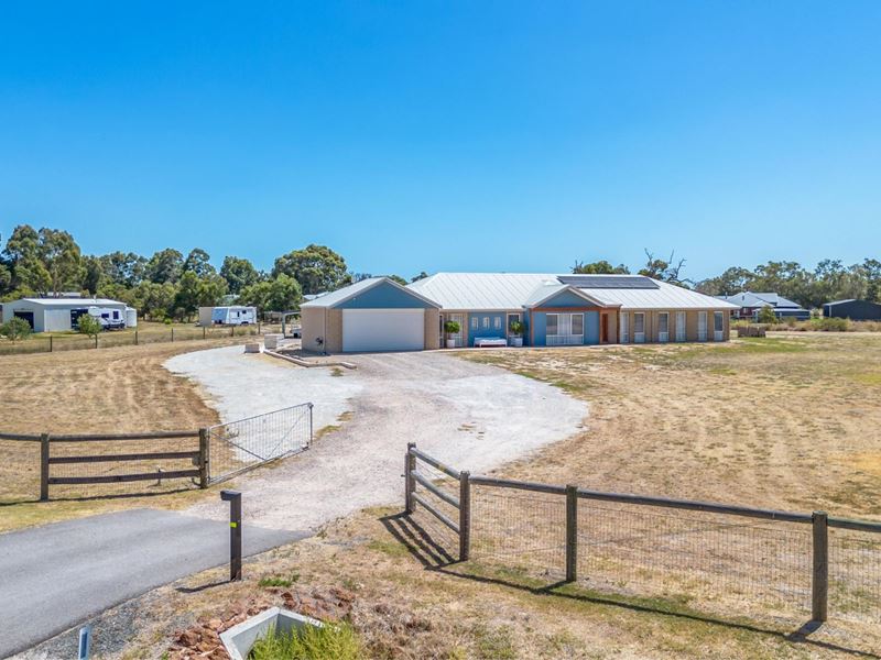 39 Bolliong Grove, North Dandalup