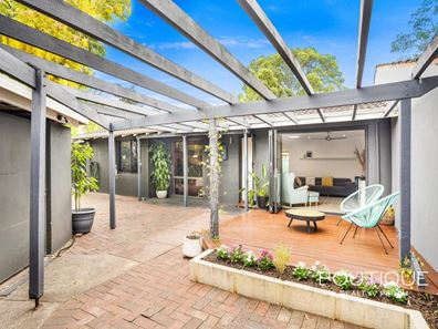 20A Beenan Close, Karawara WA 6152