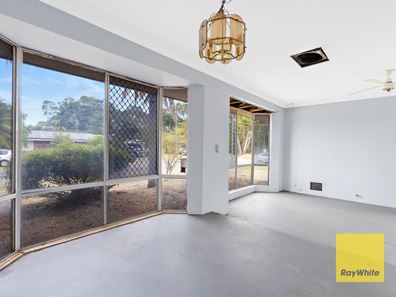 8 Michel Crescent, Gosnells WA 6110
